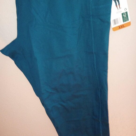 32 Degrees Women's Plus Size XXL Blue Stretch Cropped Capri Leggings NWT - Picture 3 of 4